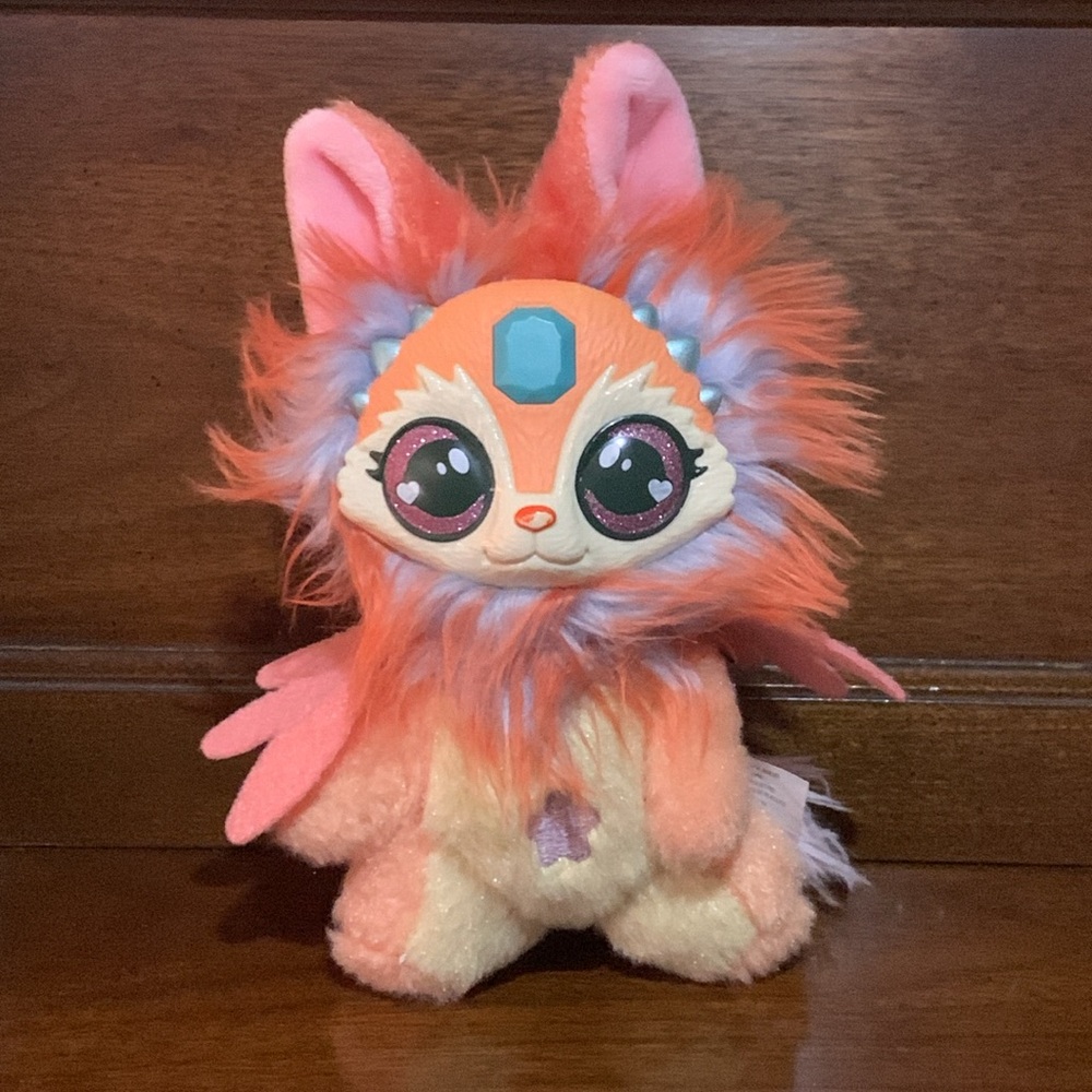 Magic Mixies Color Surprise Magic Cauldron Cat Plush Doll 6”